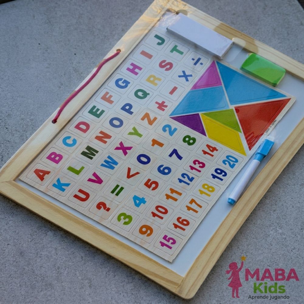 Pizarra didáctica de madera doble cara magnética y tiza Montessori